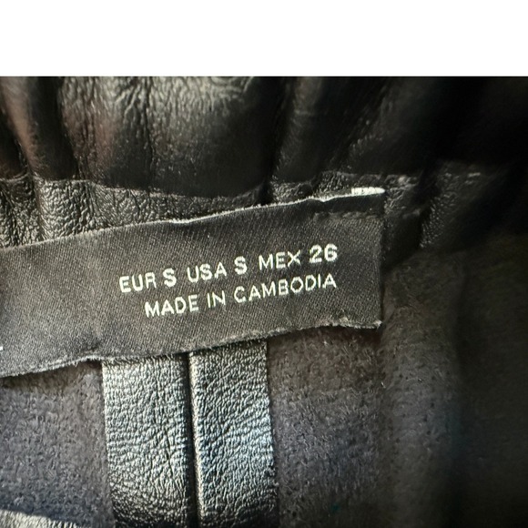 ZARA Faux Leather Black High Waisted Paperbag Shorts Elastic Waist Small S - Picture 6 of 6